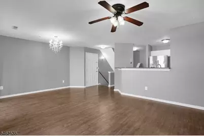 215 Sheffield Ct, Denville, NJ 07834 - Photo 4