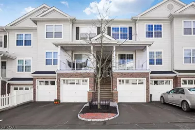 215 Sheffield Ct, Denville, NJ 07834 - Photo 2