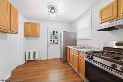 23 Tichenor Pl #2, Montclair, NJ 07042 - Photo 6