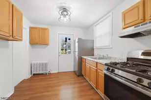 23 Tichenor Pl, Montclair, NJ 07042 - Photo 6