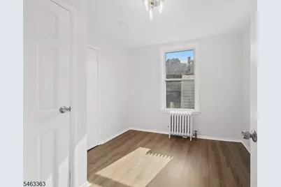 23 Tichenor Pl #2, Montclair, NJ 07042 - Photo 10