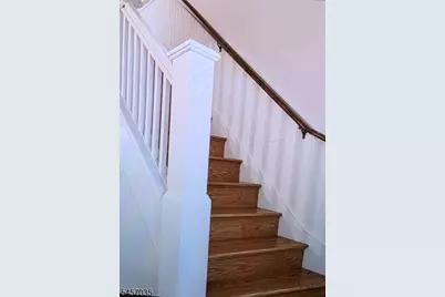 306 Aurora St, Lopatcong Township, NJ 08865 - Photo 8