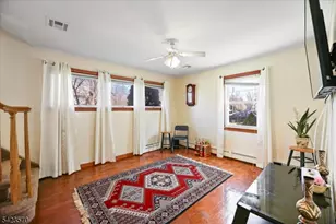 439 Fairview Ave, Woodbridge Township, NJ 07067 - Photo 10