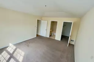 1133 Waterford Dr, Edison, NJ 08817 - Photo 12