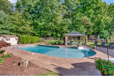 2 Saunders Ln, Mount Olive, NJ 07840 - Photo 32