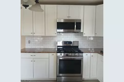 120 Jefferson Pl, Totowa, NJ 07512 - Photo 2