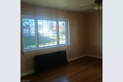 120 Jefferson Pl, Totowa, NJ 07512 - Photo 4