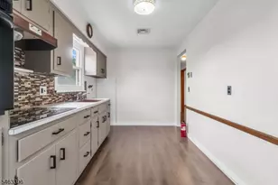 115 Van Riper Ave, Clifton, NJ 07011 - Photo 6