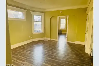 2 Hawthorne Pl, East Orange, NJ 07018 - Photo 6