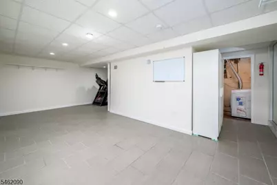 180 Mountainview Ave, Nutley, NJ 07110 - Photo 14