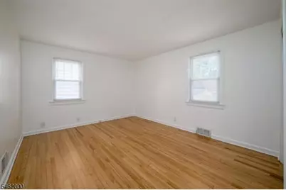 180 Mountainview Ave, Nutley, NJ 07110 - Photo 1