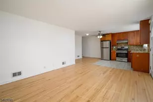180 Mountainview Ave, Nutley, NJ 07110 - Photo 34