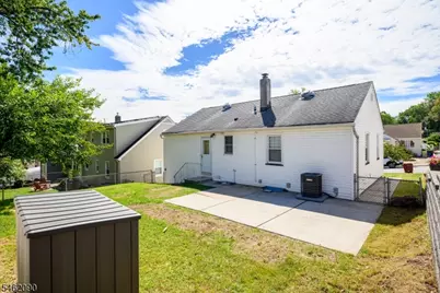 180 Mountainview Ave, Nutley, NJ 07110 - Photo 6