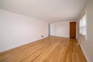 180 Mountainview Ave, Nutley, NJ 07110 - Photo 18