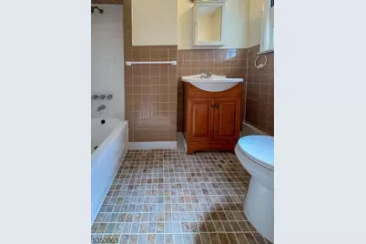 174 W Main St, Bound Brook, NJ 08805 - Photo 8