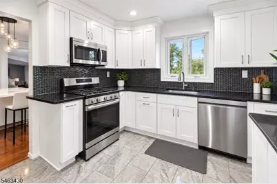 12 Silleck St, Clifton, NJ 07013 - Photo 10
