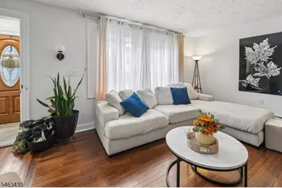 12 Silleck St, Clifton, NJ 07013 - Photo 6
