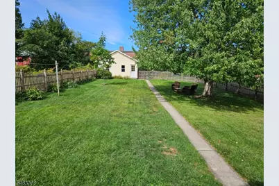 27 Bonnell St, Flemington, NJ 08822 - Photo 36