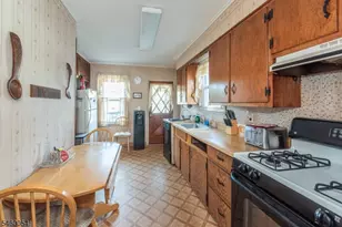 19 Whittlesey Ave, West Orange Township, NJ 07052 - Photo 10