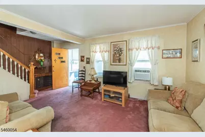 19 Whittlesey Ave, West Orange Township, NJ 07052 - Photo 4