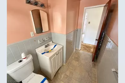 1406 Bower St, Linden, NJ 07036 - Photo 14