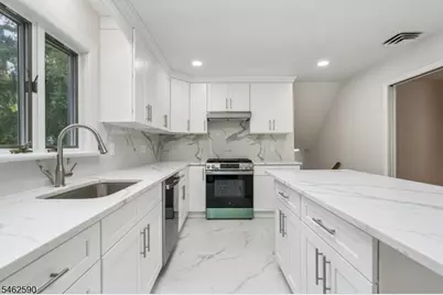 23 Turtle Rd, Morris Township, NJ 07960 - Photo 6