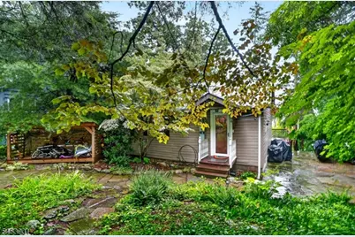 106 Demarest Rd, Bloomingdale, NJ 07403 - Photo 26