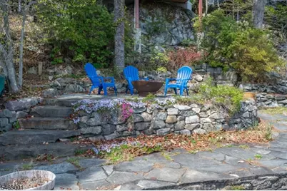106 Demarest Rd, Bloomingdale, NJ 07403 - Photo 22