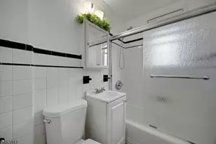 58 Floyd Ave, Bloomfield, NJ 07003 - Photo 18