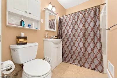 211 Martin Ave, Clifton, NJ 07012 - Photo 24