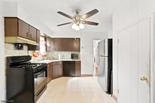 211 Martin Ave, Clifton, NJ 07012 - Photo 18