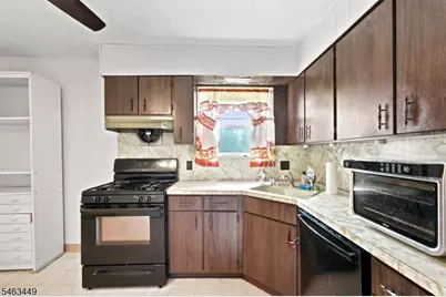 211 Martin Ave, Clifton, NJ 07012 - Photo 14