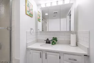15 Boulder Run Rd, Paterson, NJ 07501 - Photo 12
