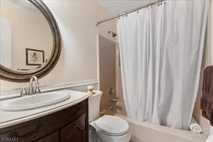 112 Bluebird Dr, Hillsborough Township, NJ 08844 - Photo 24