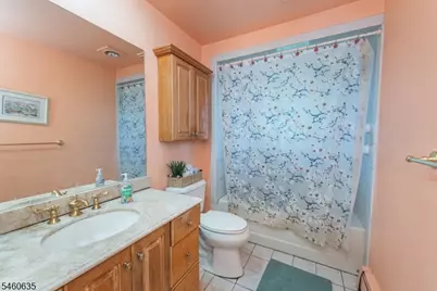 97 Van Dam Ave, Bloomingdale, NJ 07403 - Photo 20