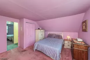 97 Van Dam Ave, Bloomingdale, NJ 07403 - Photo 22