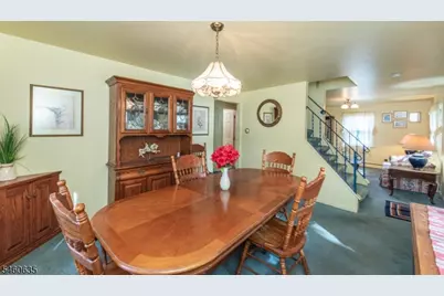 97 Van Dam Ave, Bloomingdale, NJ 07403 - Photo 10