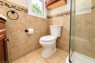 31 Blakely Pl, Garfield, NJ 07026 - Photo 16