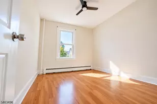 31 Blakely Pl, Garfield, NJ 07026 - Photo 12