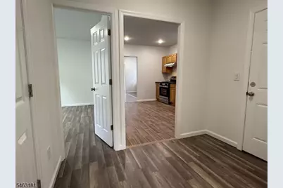 226 N Clinton St #1, East Orange, NJ 07017 - Photo 4