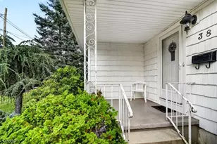 38 Sherwood Ave, East Brunswick Township, NJ 08816 - Photo 2