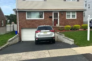 739 Lake Ave, Lyndhurst Township, NJ 07071 - Photo 1