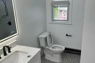 739 Lake Ave, Lyndhurst Township, NJ 07071 - Photo 10
