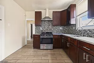 102 Delmar Pl, Irvington, NJ 07111 - Photo 10