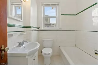 102 Delmar Pl, Irvington, NJ 07111 - Photo 18