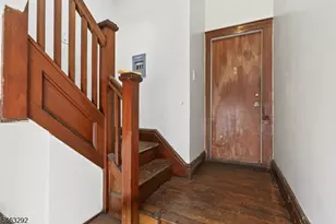 102 Delmar Pl, Irvington, NJ 07111 - Photo 20