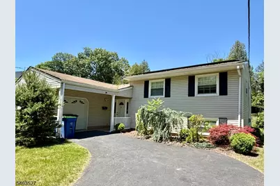 44 Drake Rd, Franklin Township, NJ 08873 - Photo 2