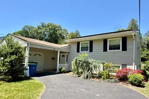 44 Drake Rd, Franklin Township, NJ 08873 - Photo 2
