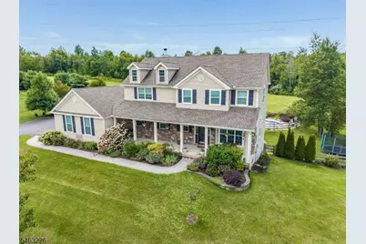 10 Highlands Way, Lopatcong Township, NJ 08865 - Photo 2