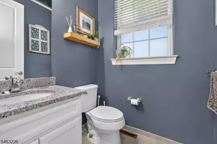10 Highlands Way, Lopatcong Township, NJ 08865 - Photo 16